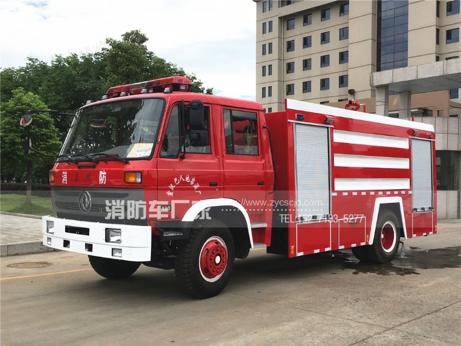 東風(fēng)8噸泡沫消防車(chē) 東風(fēng)8噸泡沫消防車(chē)